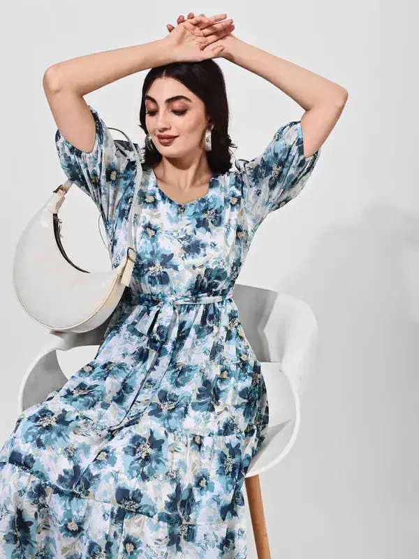 attiris_blue_dress(5).webp
