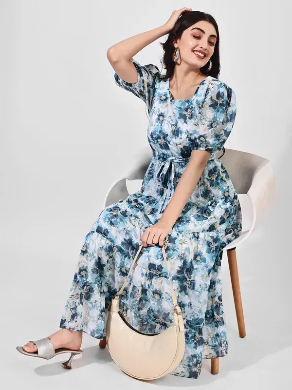 attiris_blue_dress(3).webp