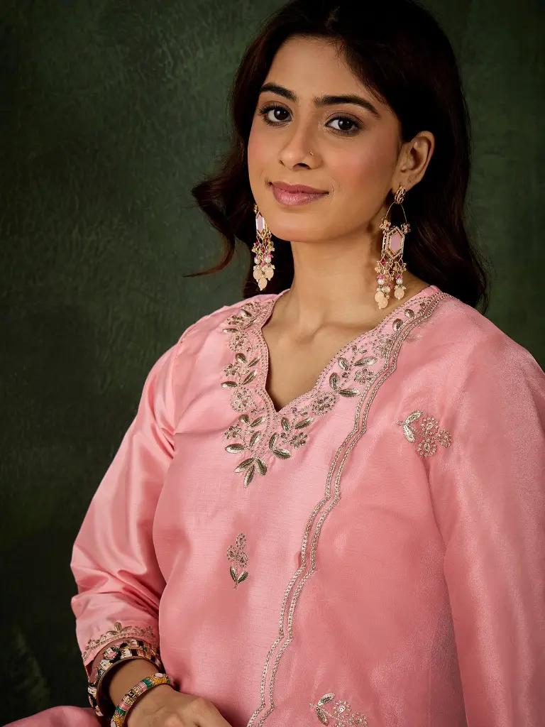 Pink_kurta_set (3).webp