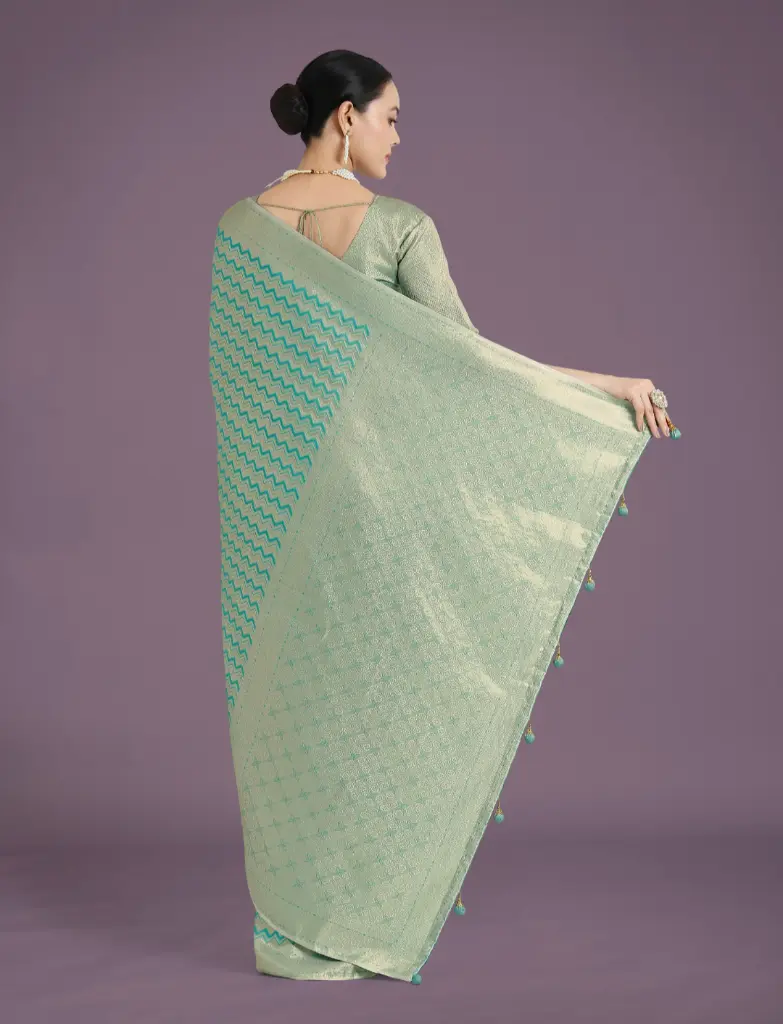 greenstripedsilksaree(5).webp